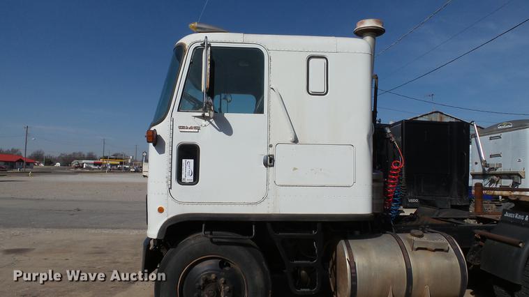 image for item DC5582 1978 GMC Astro 95 semi truck