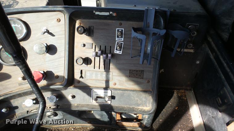 image for item DC5582 1978 GMC Astro 95 semi truck