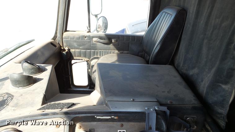 image for item DC5582 1978 GMC Astro 95 semi truck