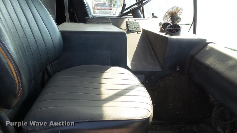 image for item DC5582 1978 GMC Astro 95 semi truck