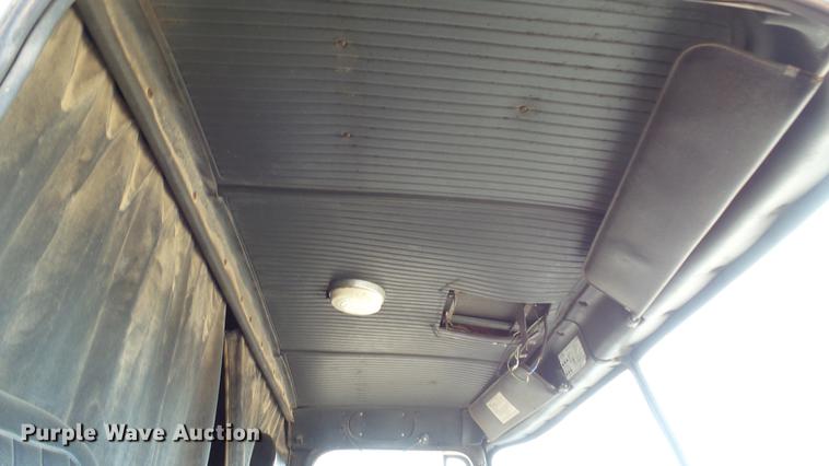 image for item DC5582 1978 GMC Astro 95 semi truck