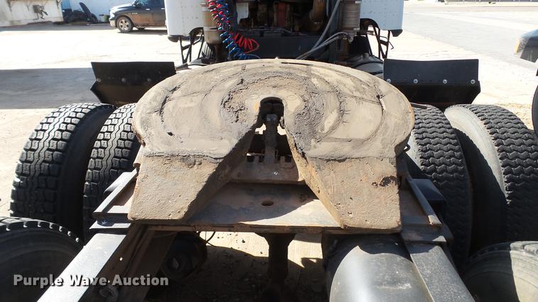 image for item DC5582 1978 GMC Astro 95 semi truck