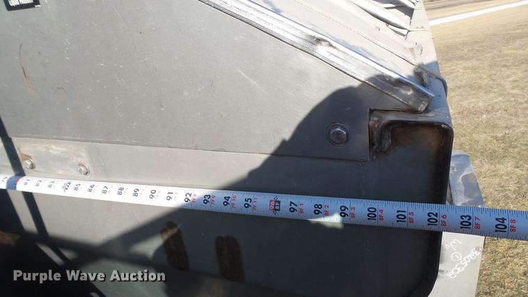 image for item DC5587 2006 Miller Atlas 3004 dry spreader applicator