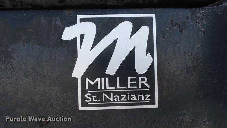 image for item DC5587 2006 Miller Atlas 3004 dry spreader applicator