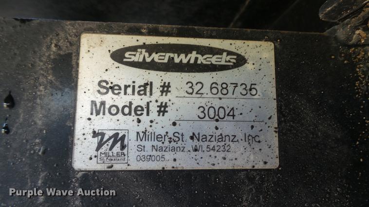 image for item DC5587 2006 Miller Atlas 3004 dry spreader applicator