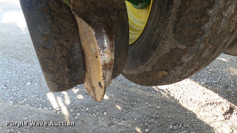 image for item DC5588 2005 John Deere 1770NT CCS MaxEmerge XP planter