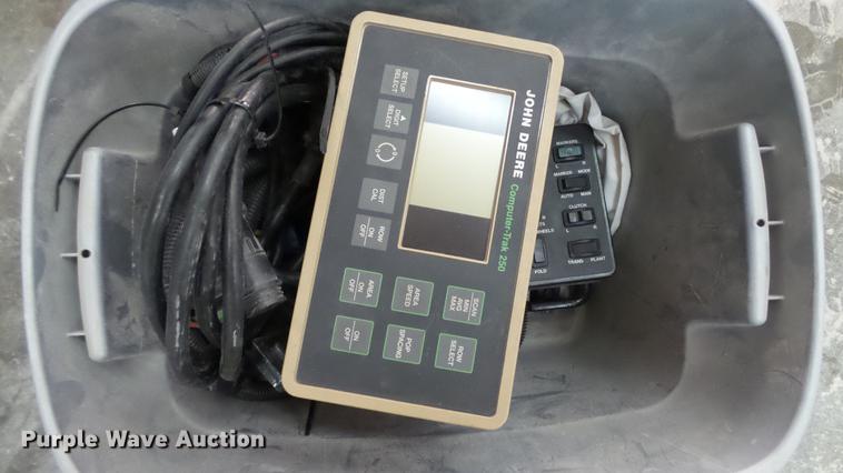 image for item DC5588 2005 John Deere 1770NT CCS MaxEmerge XP planter