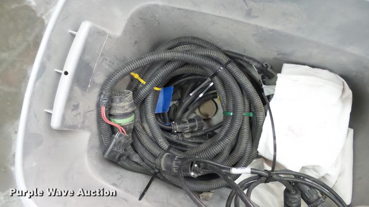 image for item DC5588 2005 John Deere 1770NT CCS MaxEmerge XP planter