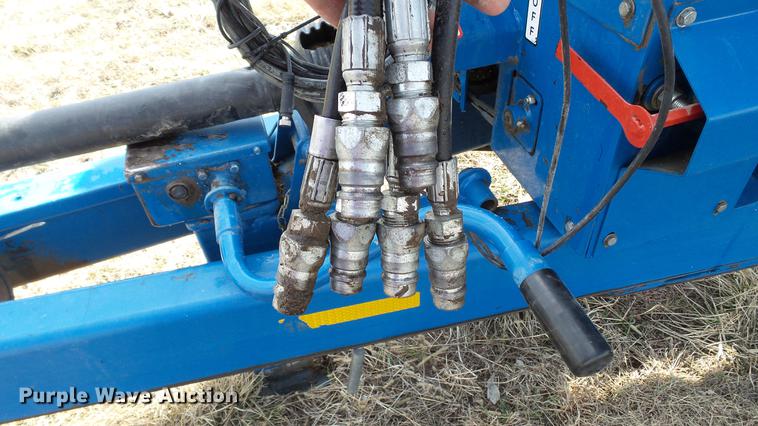 image for item DC5589 2009 Kinze 1050 grain cart