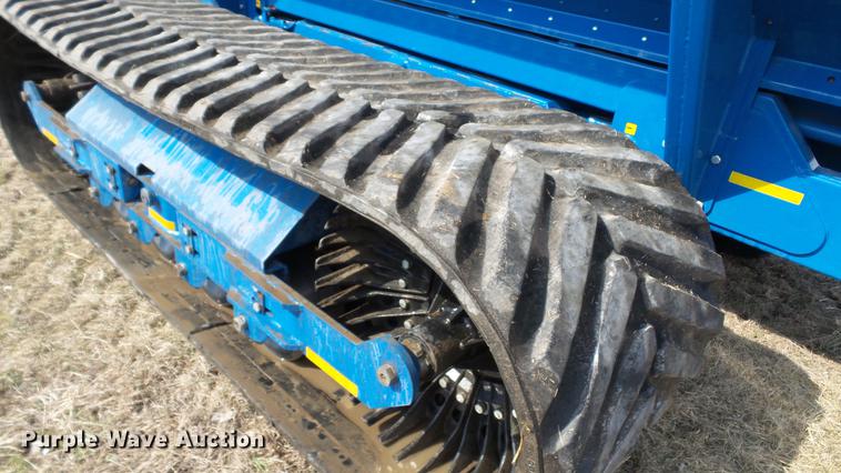 image for item DC5589 2009 Kinze 1050 grain cart