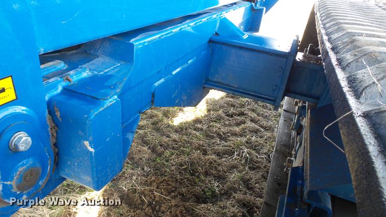 image for item DC5589 2009 Kinze 1050 grain cart