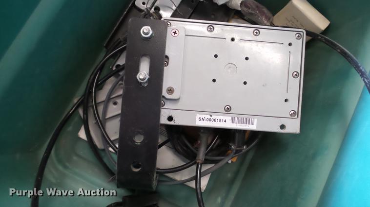 image for item DC5589 2009 Kinze 1050 grain cart