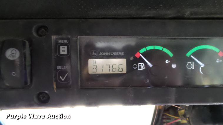 image for item DC5591 2007 John Deere CT332 skid steer