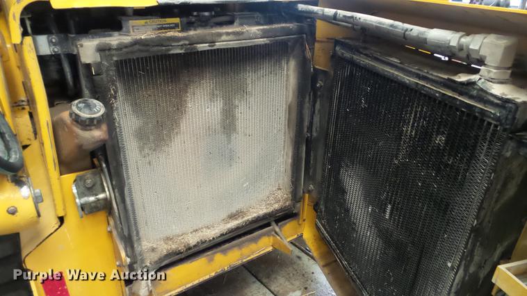 image for item DC5591 2007 John Deere CT332 skid steer