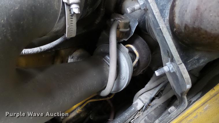 image for item DC5591 2007 John Deere CT332 skid steer