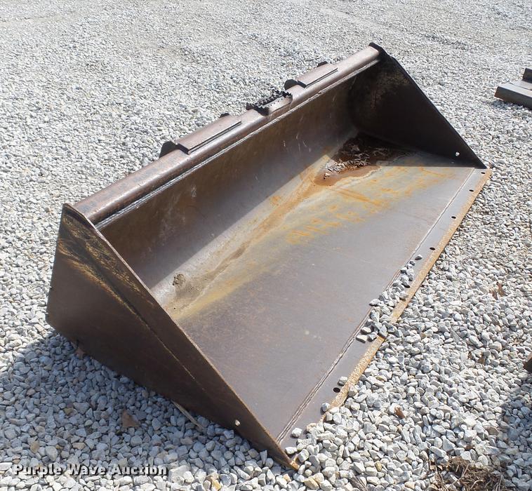 image for item DC5591 2007 John Deere CT332 skid steer