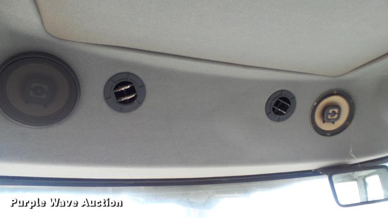 image for item DC5594 Hesston 8550 swather cab