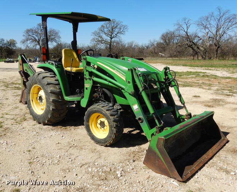 image for item DC5973 2007 John Deere 4520 tractor