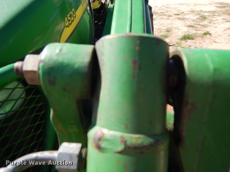 image for item DC5973 2007 John Deere 4520 tractor