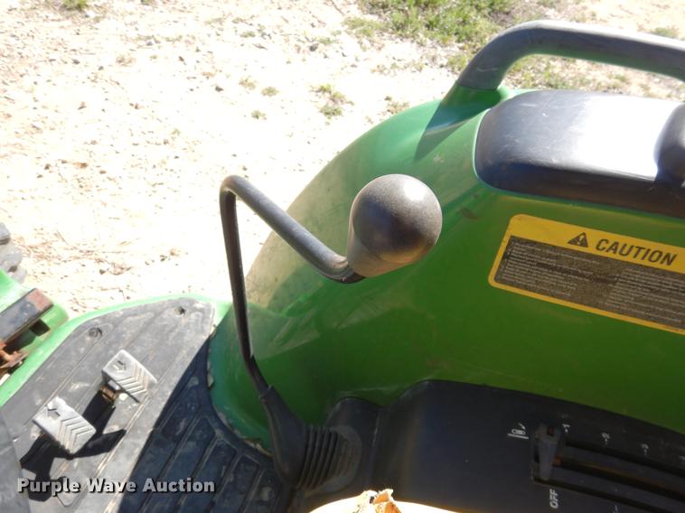image for item DC5973 2007 John Deere 4520 tractor