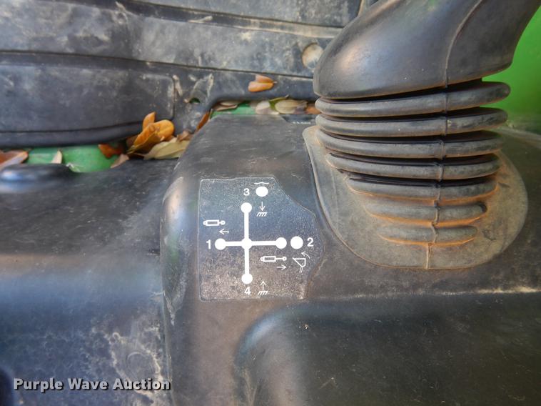 image for item DC5973 2007 John Deere 4520 tractor