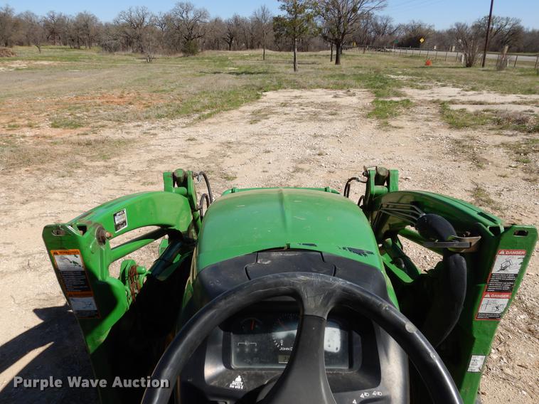 image for item DC5973 2007 John Deere 4520 tractor