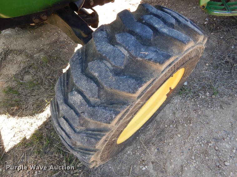 image for item DC5973 2007 John Deere 4520 tractor