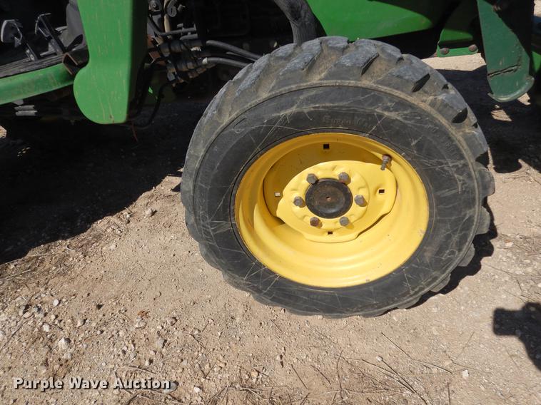 image for item DC5973 2007 John Deere 4520 tractor