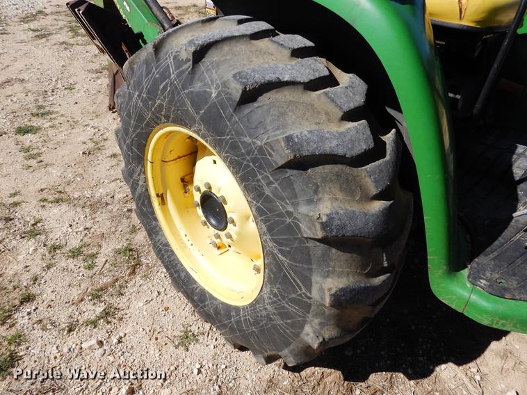 image for item DC5973 2007 John Deere 4520 tractor