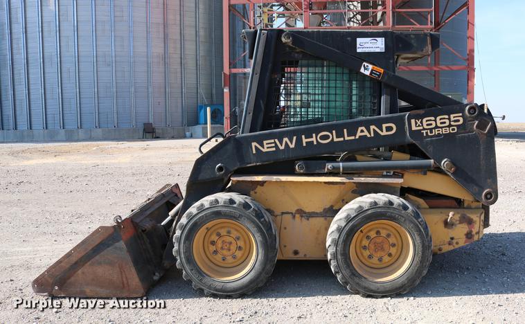 image for item DC7678 1997 New Holland LX665 Turbo skid steer