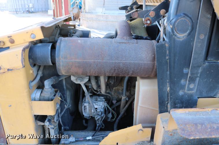 image for item DC7678 1997 New Holland LX665 Turbo skid steer