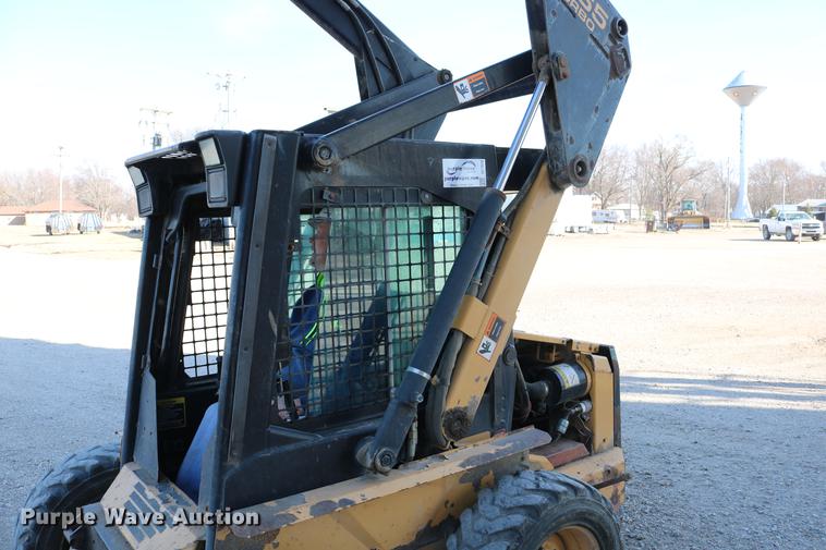 image for item DC7678 1997 New Holland LX665 Turbo skid steer