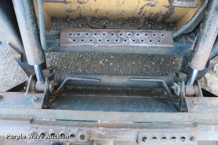 image for item DC7678 1997 New Holland LX665 Turbo skid steer