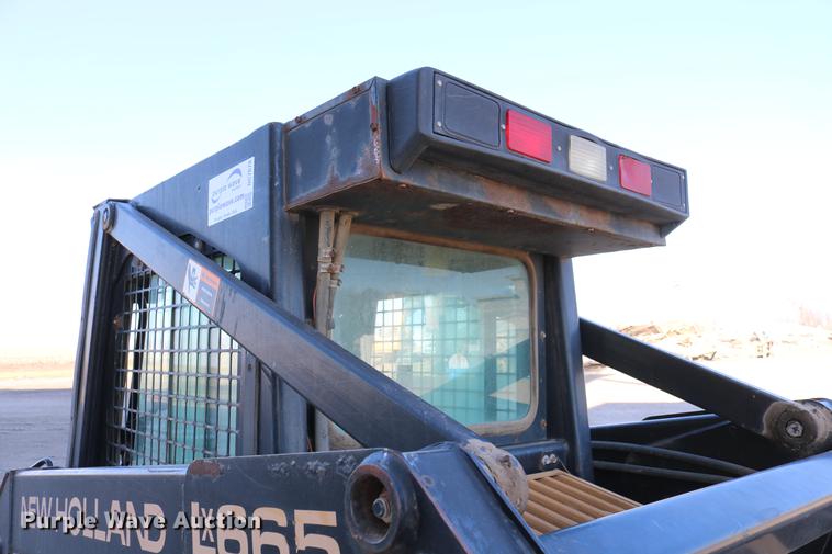 image for item DC7678 1997 New Holland LX665 Turbo skid steer