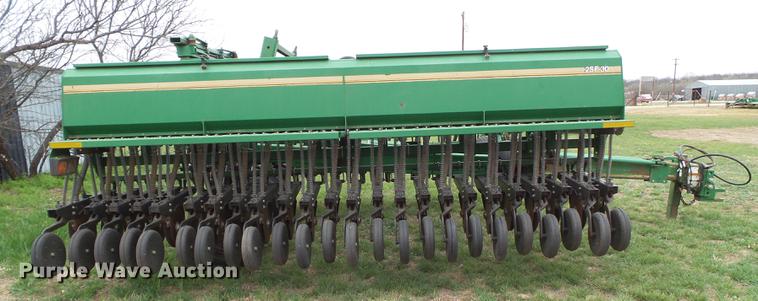 image for item DD1195 Great Plains 25F-30 grain drill