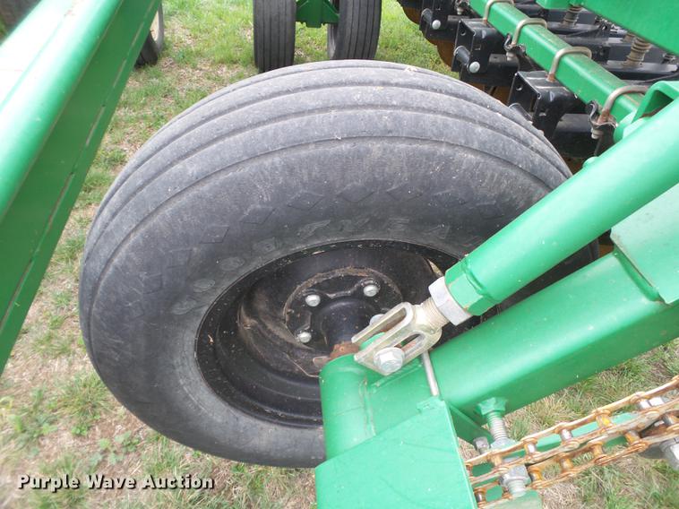 image for item DD1195 Great Plains 25F-30 grain drill