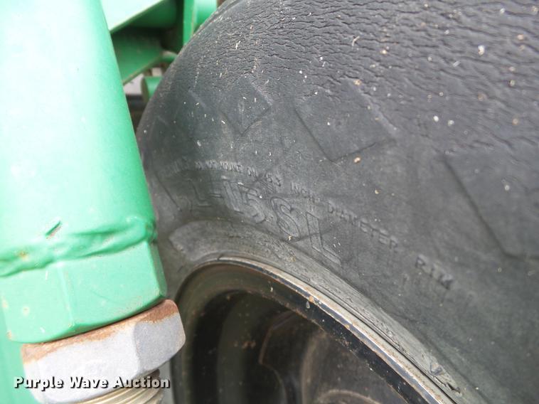 image for item DD1195 Great Plains 25F-30 grain drill