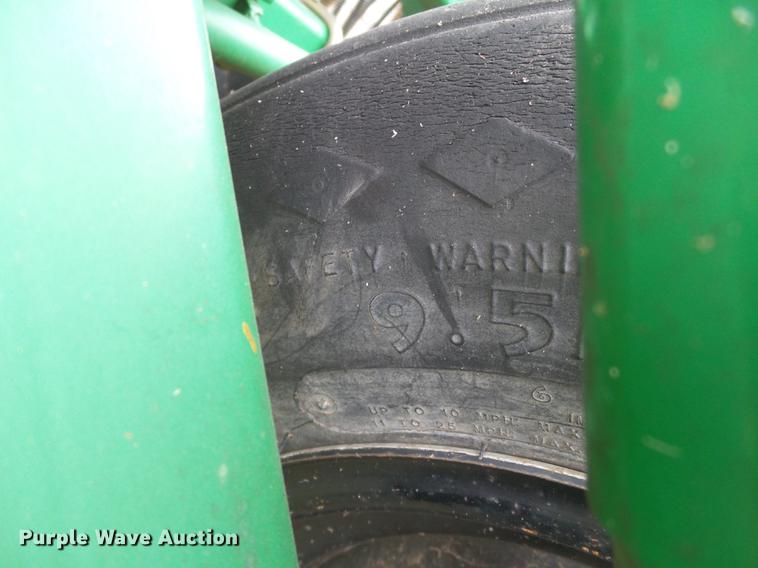 image for item DD1195 Great Plains 25F-30 grain drill