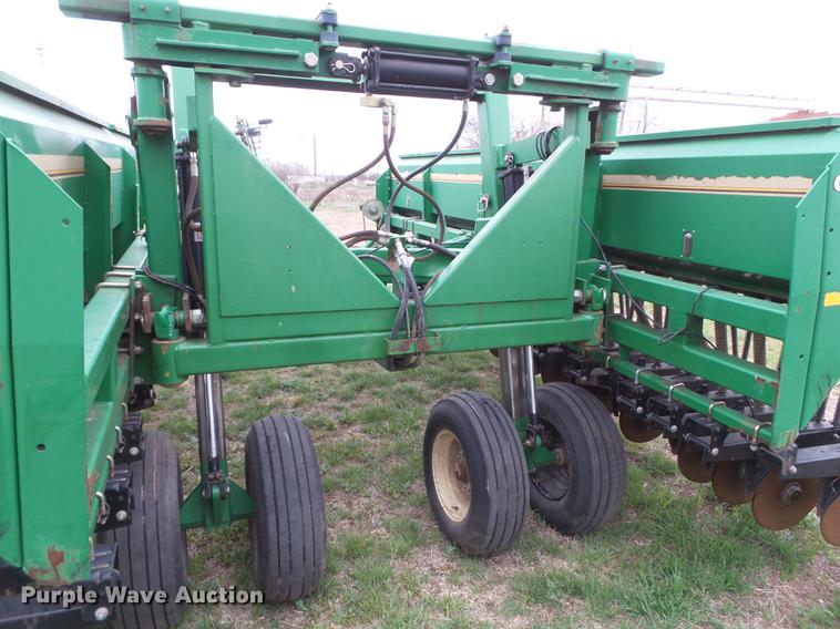 image for item DD1195 Great Plains 25F-30 grain drill