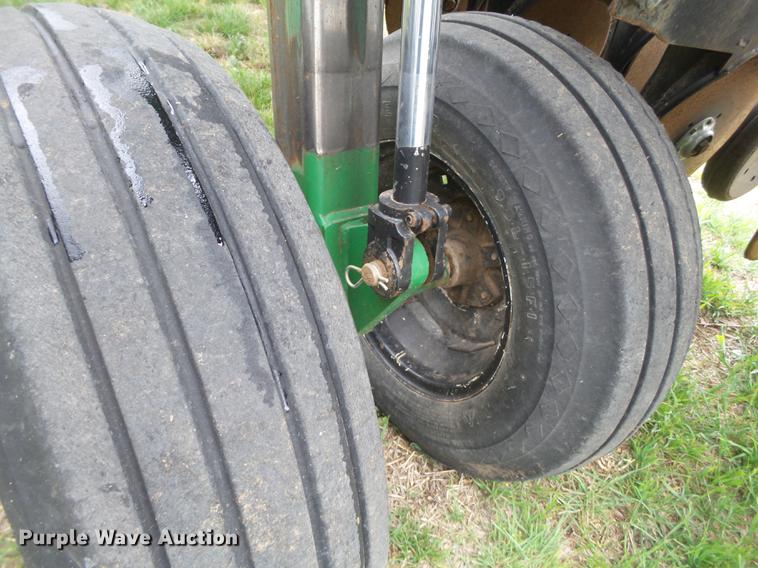 image for item DD1195 Great Plains 25F-30 grain drill