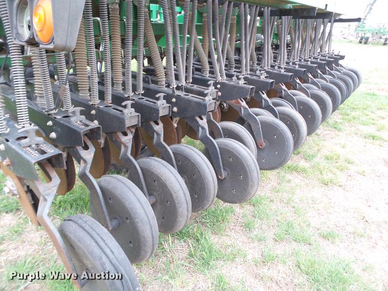 image for item DD1195 Great Plains 25F-30 grain drill