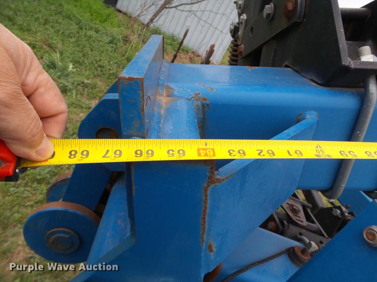 image for item DD1196 Kinze row crop cultivator