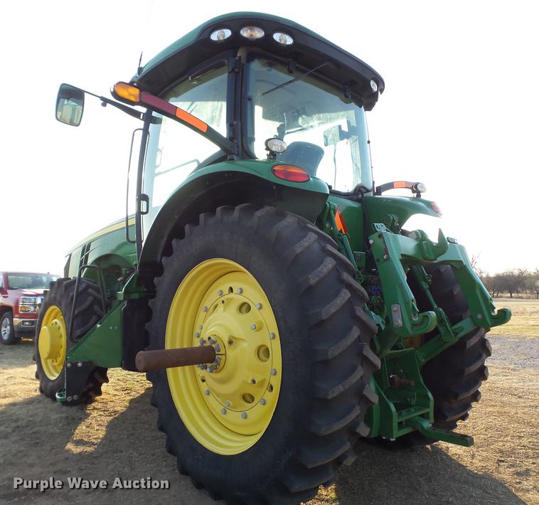 image for item DD1225 2013 John Deere 8235R MFWD tractor
