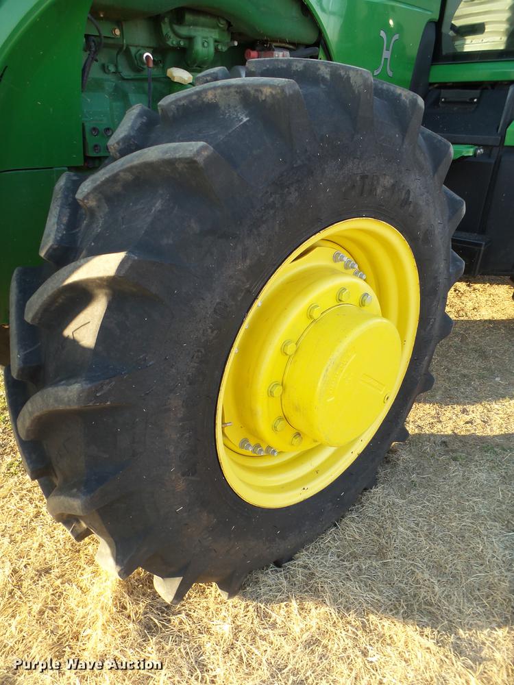 image for item DD1225 2013 John Deere 8235R MFWD tractor