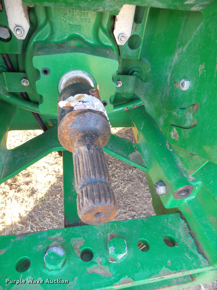 image for item DD1225 2013 John Deere 8235R MFWD tractor