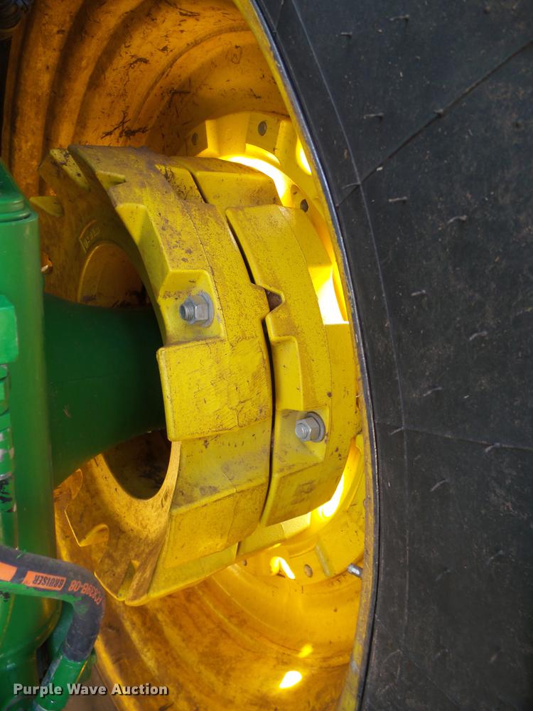 image for item DD1225 2013 John Deere 8235R MFWD tractor