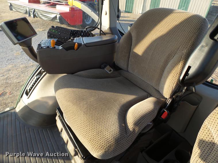 image for item DD1225 2013 John Deere 8235R MFWD tractor