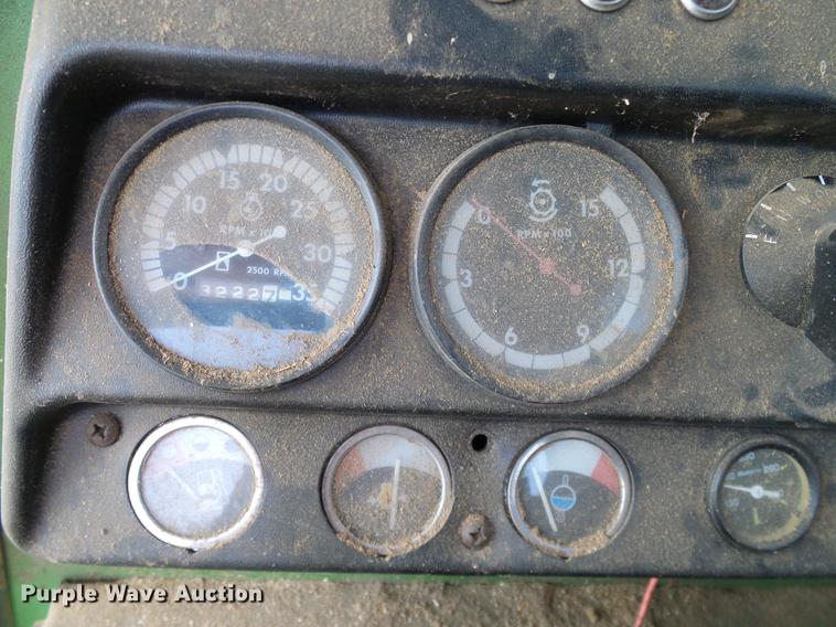 image for item DD1356 John Deere 6600 combine