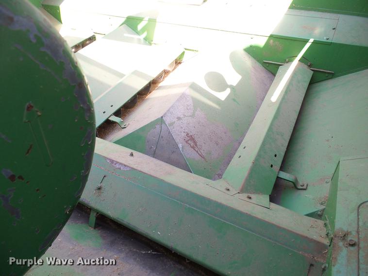 image for item DD1356 John Deere 6600 combine