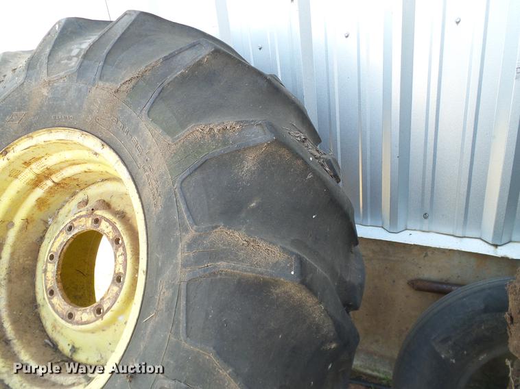 image for item DD1356 John Deere 6600 combine